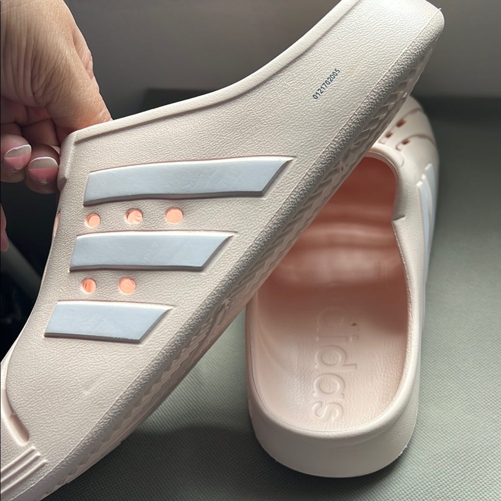Adidas Pink and White Slippers with Ventilated Design - Picture 10 of 10